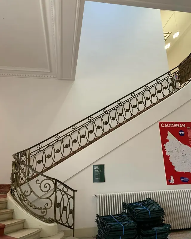 Garde-corps d'escalier en fer forgé