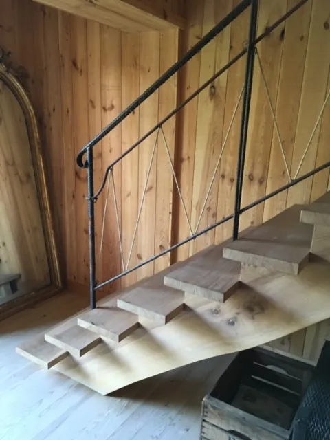 Rampe en fer sur un escalier de bois, Cap Ferret
